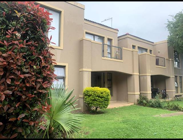2 BEDROOM TOWNHOUSE FOR SALE IN JANSEN PARK